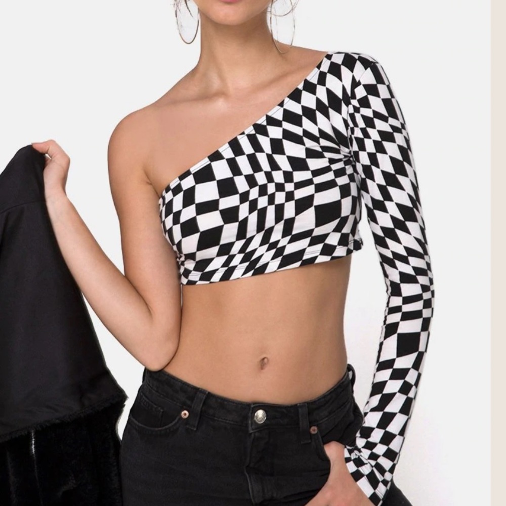 One shoulder black and white crop top